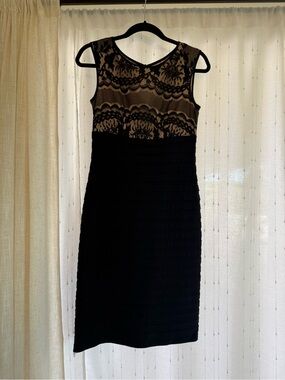 🤍✨ Adrianna Papell Black Lace-Overlay Midi Dress with Nude Bodice ✨🤍